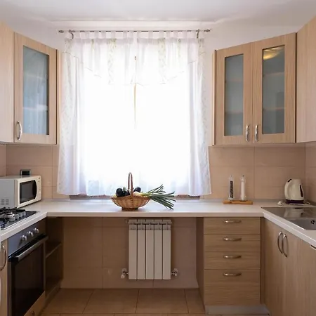 3 Bedroom Cozy In Hr-52215