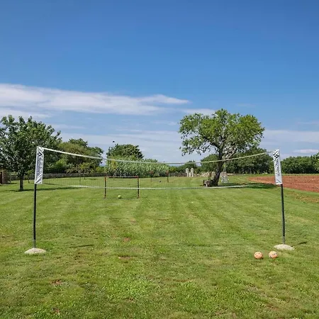 In Hr-52215 Hébergement de vacances